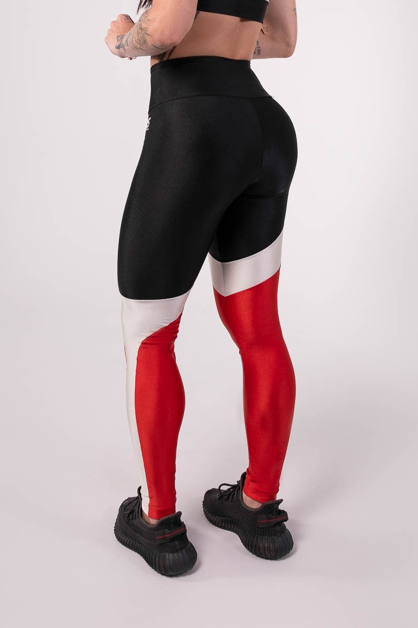 Calça Legging Tricolor Assimétrica (Preto / Off-White / Vermelho) | Ref: K3758-A