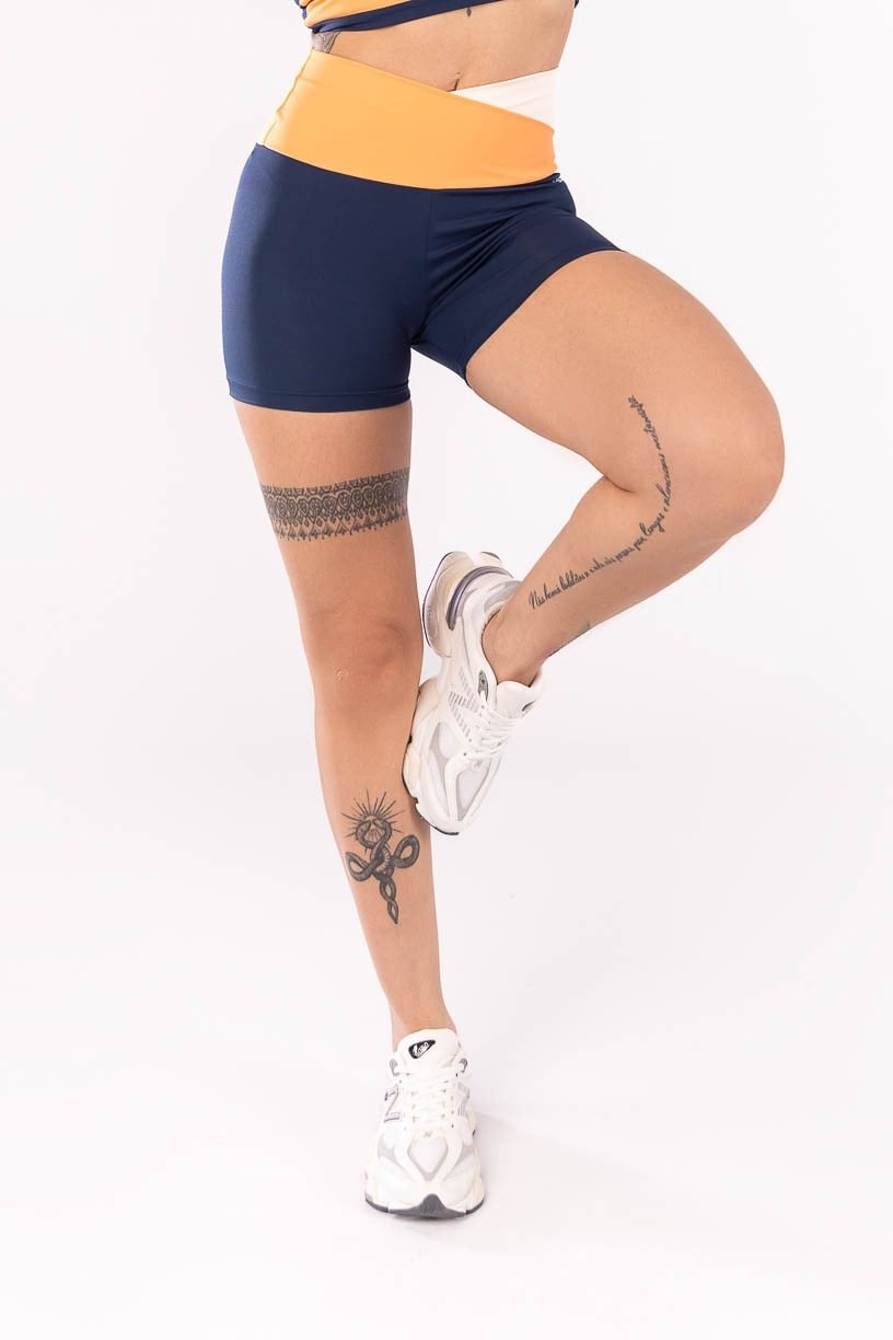 Short com Cós Transpassado (Azul Marinho / Laranja / Off White) | Ref: K4040-A