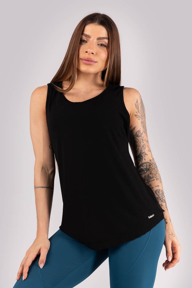 Regata Ampla com Transpasse nas Costas (Preto) | Ref: K3890-A