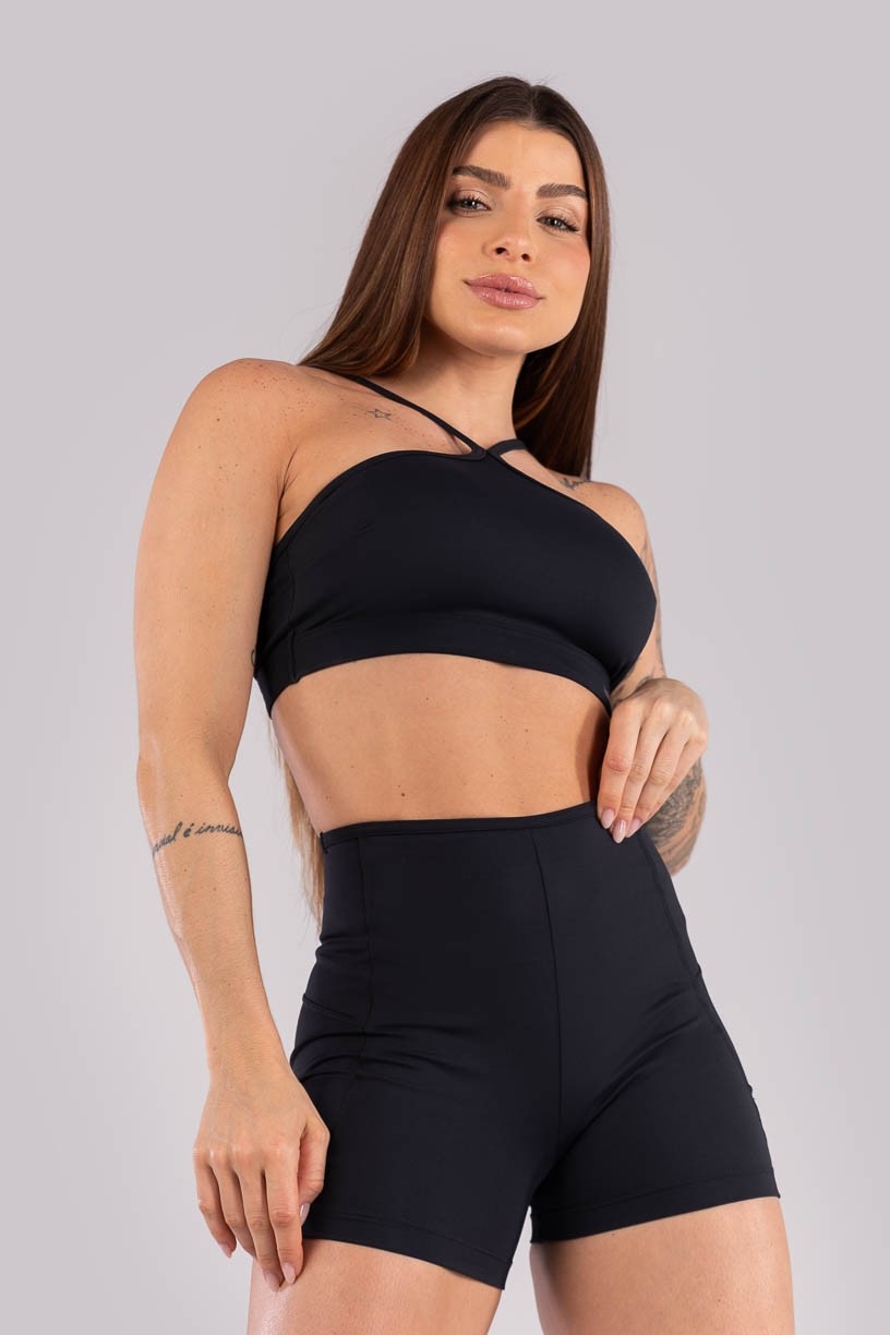 Short com Recortes e Viés A Cintura (Preto) | Ref: K4446-A