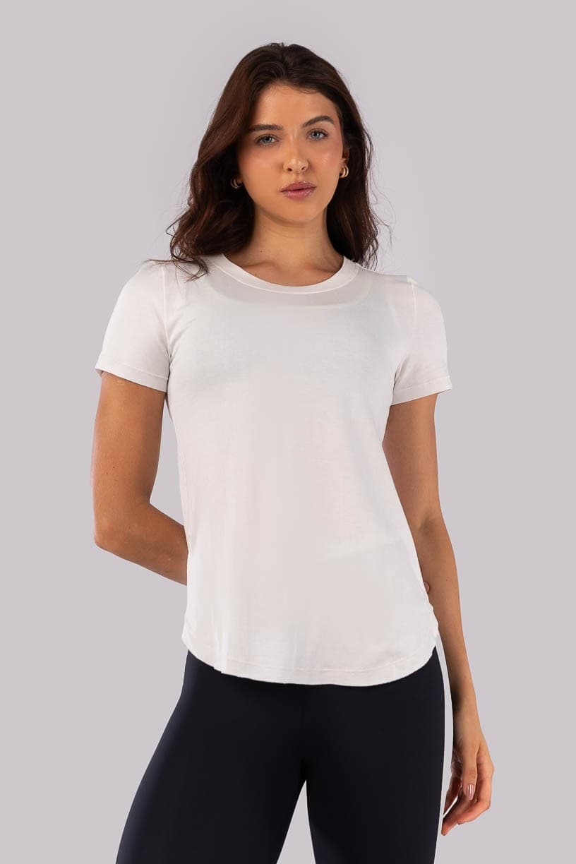 Blusa com Barra Arredondada (Off-White) | Ref: K4546-A