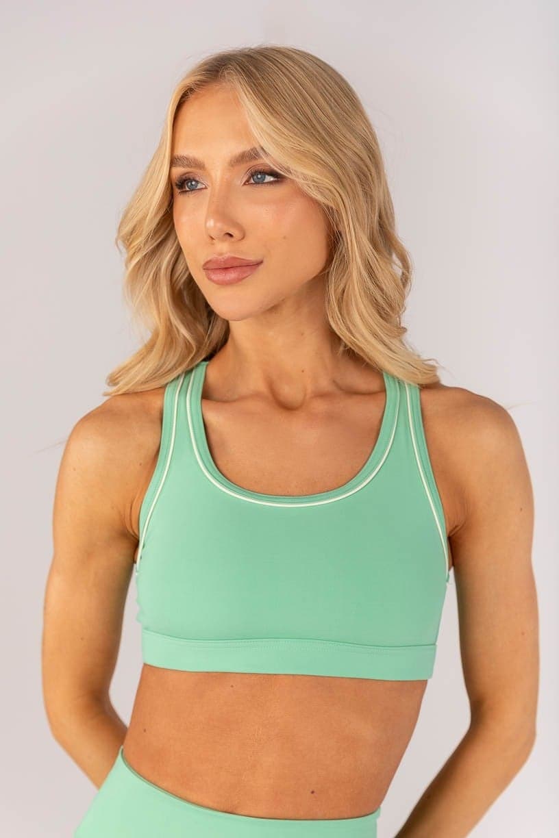 Top com Vivo no Viés e Abertura nas Costas (Verde Menta / Off-White) | Ref: K4606-A