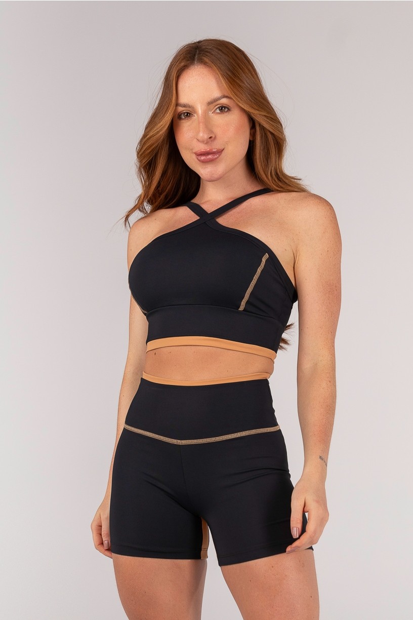 Top com Alça Larga Cruzada com Vira e Cobertura (Preto / Caramelo) | Ref: K4666-A