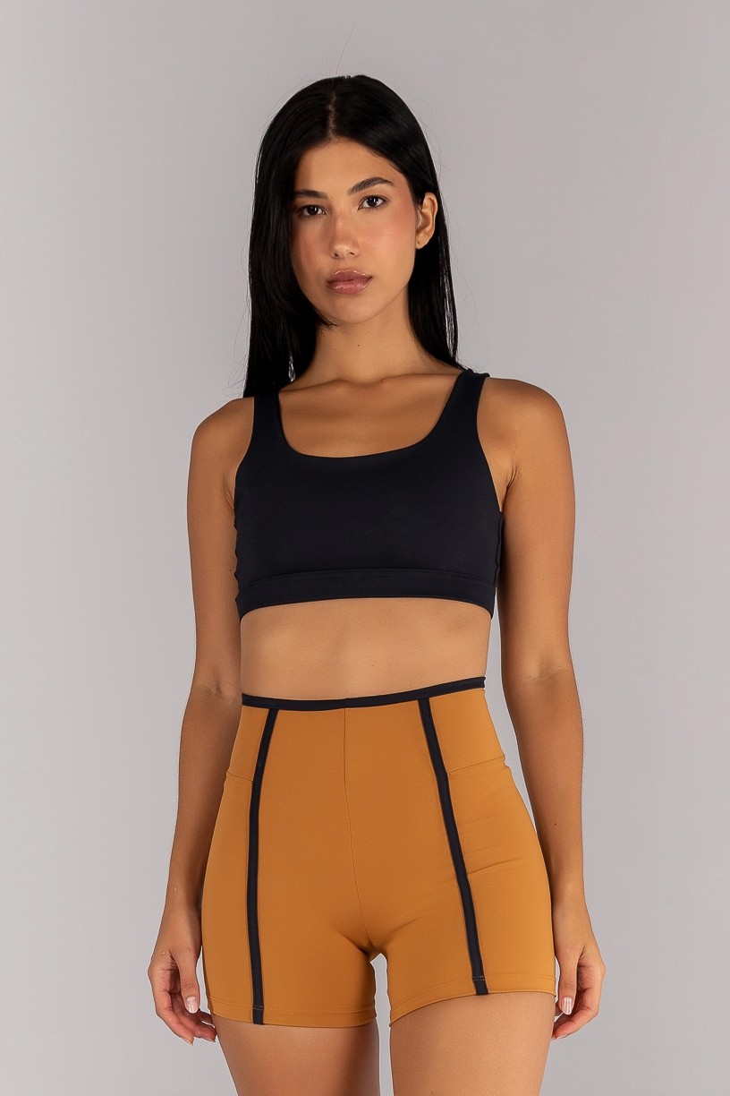 Top com Alças Largas e Costas Abertas (Preto) | Ref: K4696-A