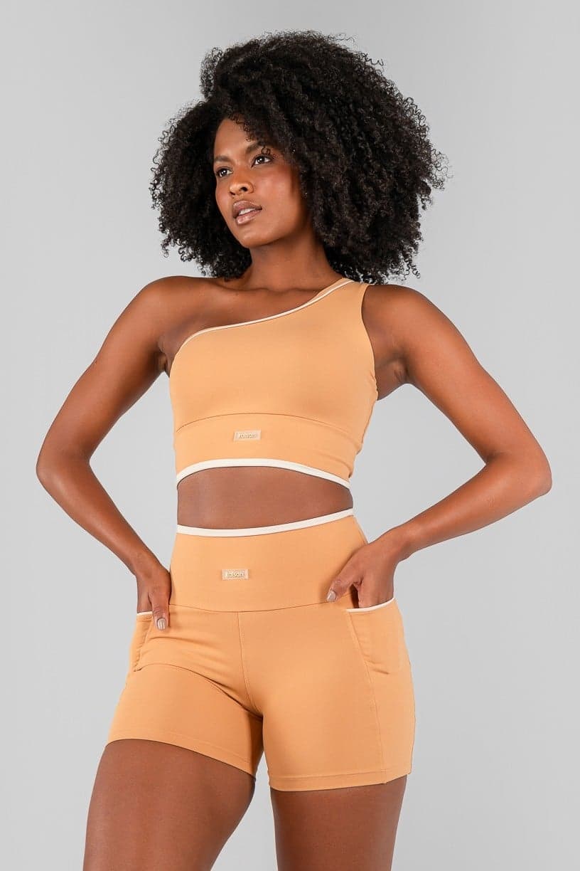 Short com Bolsos e Vivos (Caramelo) | Ref: K4706-B