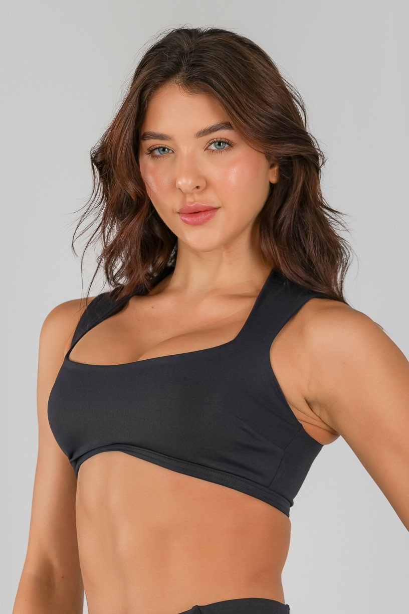 Top com Alças Largas e Decote Reto (Preto) | Ref: K4707-A