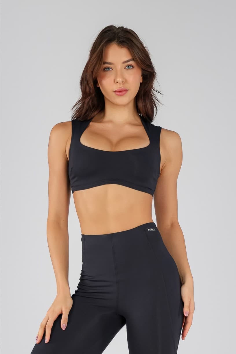 Top com Alças Largas e Decote Reto (Preto) | Ref: K4707-A