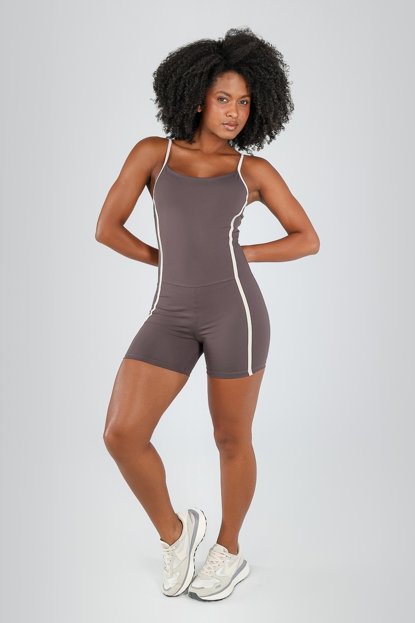 Macaquinho com Alças Contrastantes (Trufa / Off-White) | Ref: K4737-A