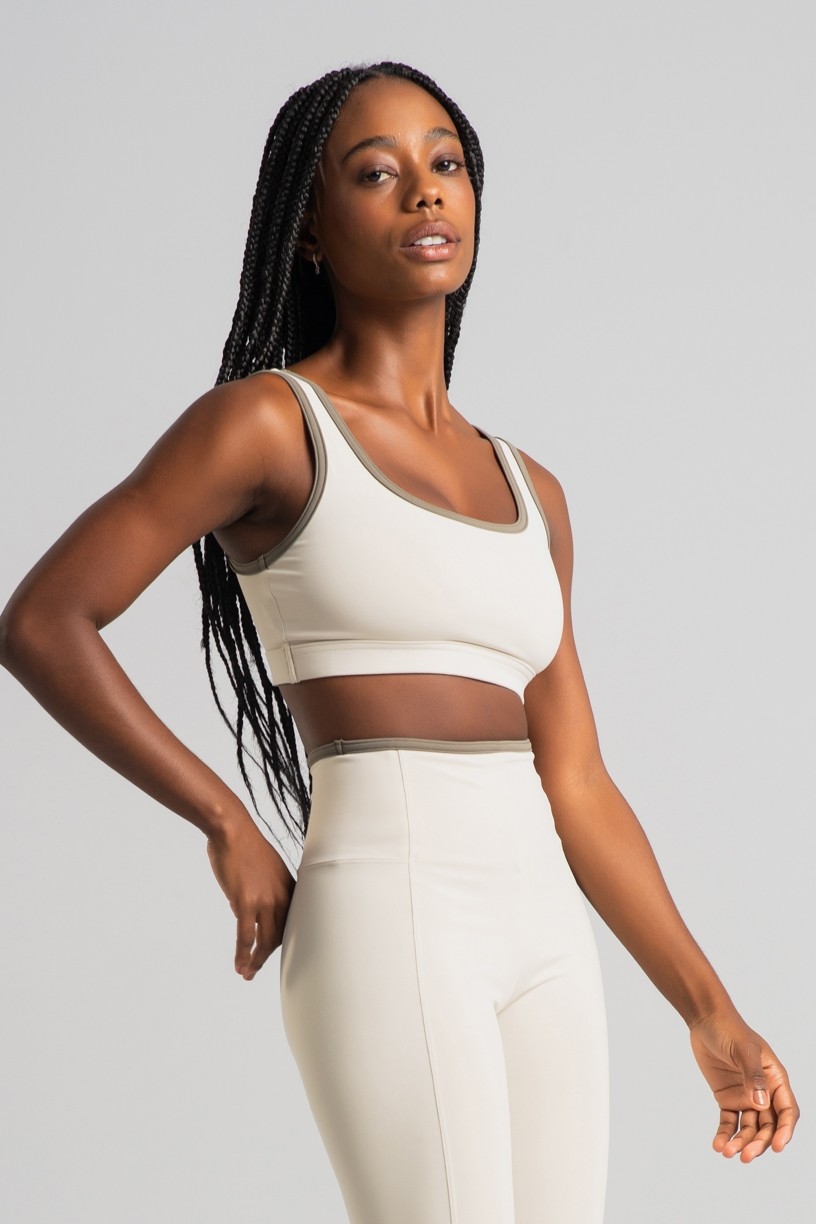 Top com Alças Largas e Abertura nas Costas (Off-White / Oliva) | Ref: K4514-B