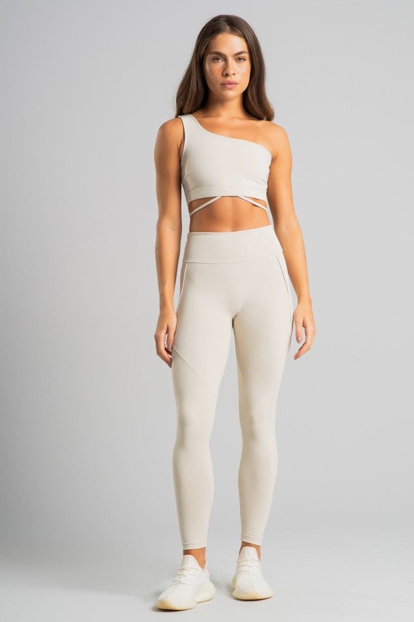 Top Assimétrico com Tira na Base (Off-White) | Ref: K4824-B