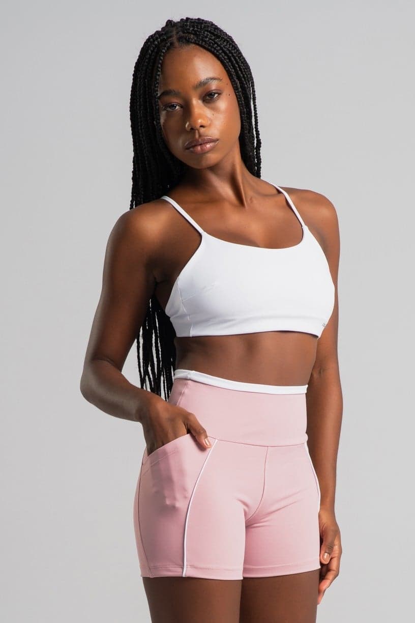 Short com Bolsos e Vivos Contrastantes (Blush / Branco) | Ref: K4835-A