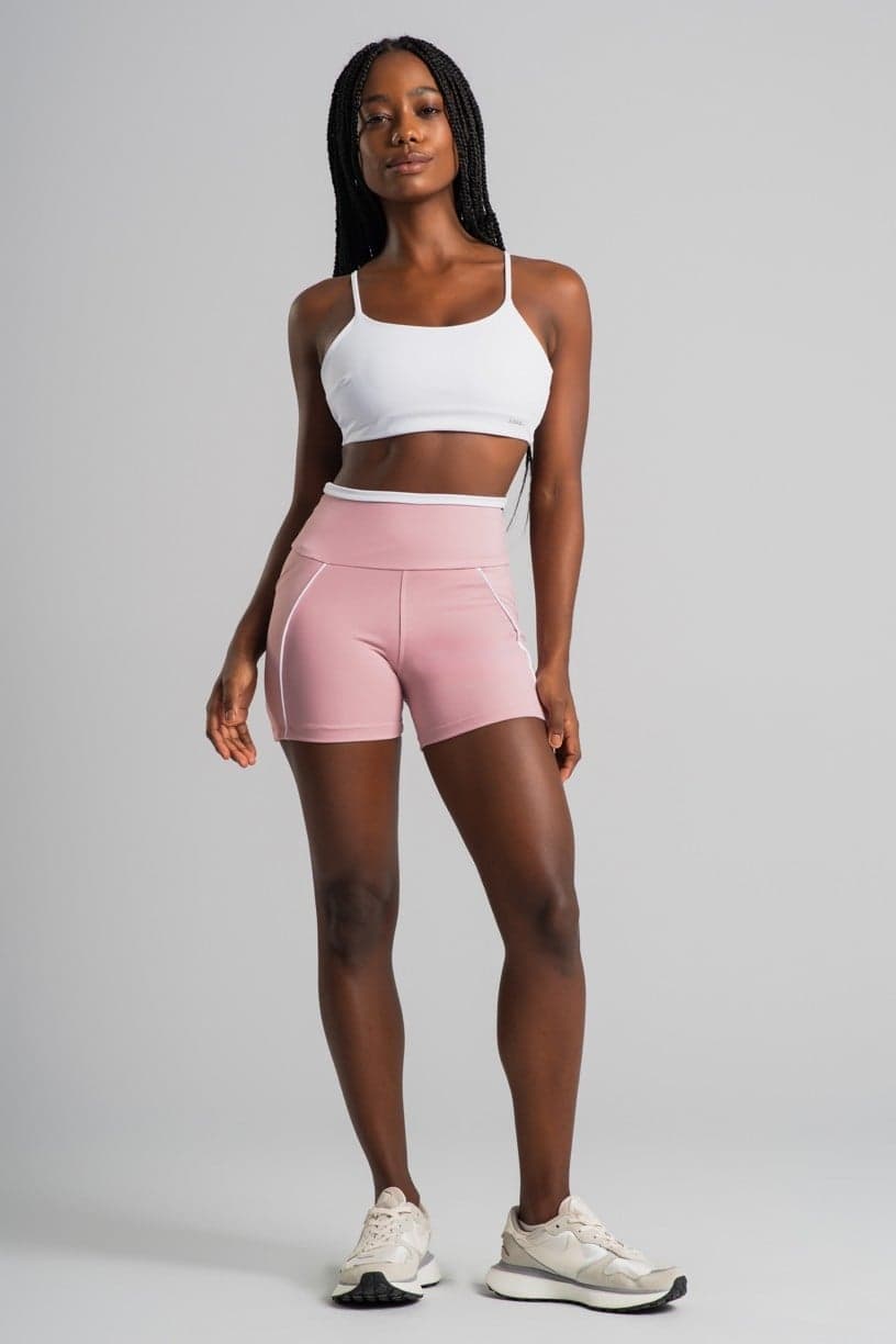 Short com Bolsos e Vivos Contrastantes (Blush / Branco) | Ref: K4835-A