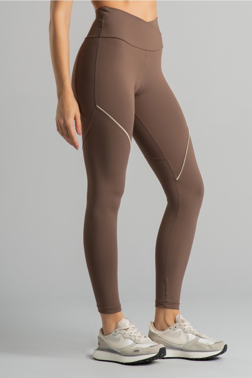 Calça Legging com Cós Transpassado e Vivo (Capuccino / Off-White) | Ref: K4858-B
