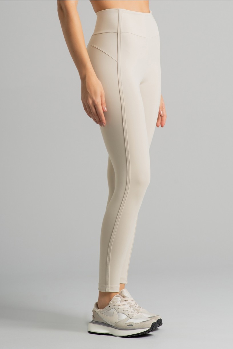 Calça Legging com Recorte e Chapado (Off-White) | Ref: K4861-A