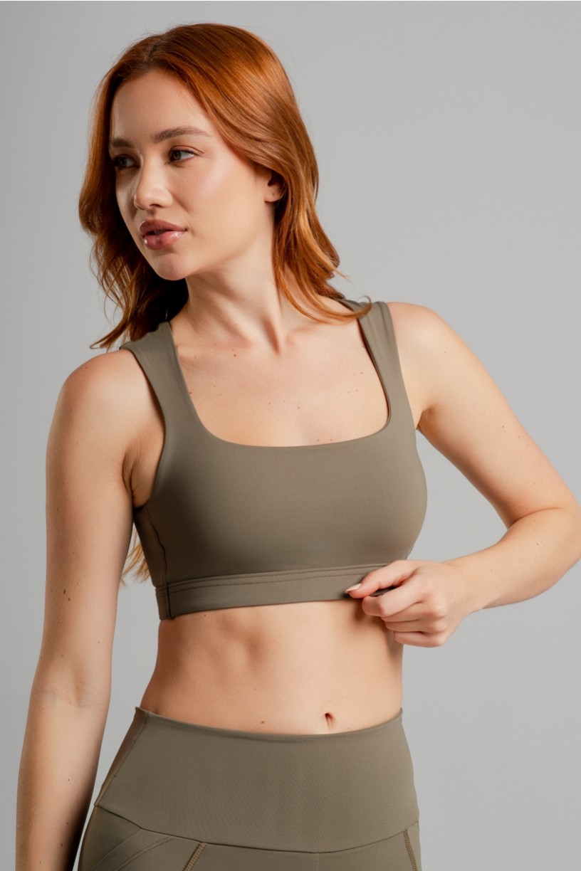 Top com Decote Quadrado e Costas Abertas (Oliva) | Ref: K4600-E