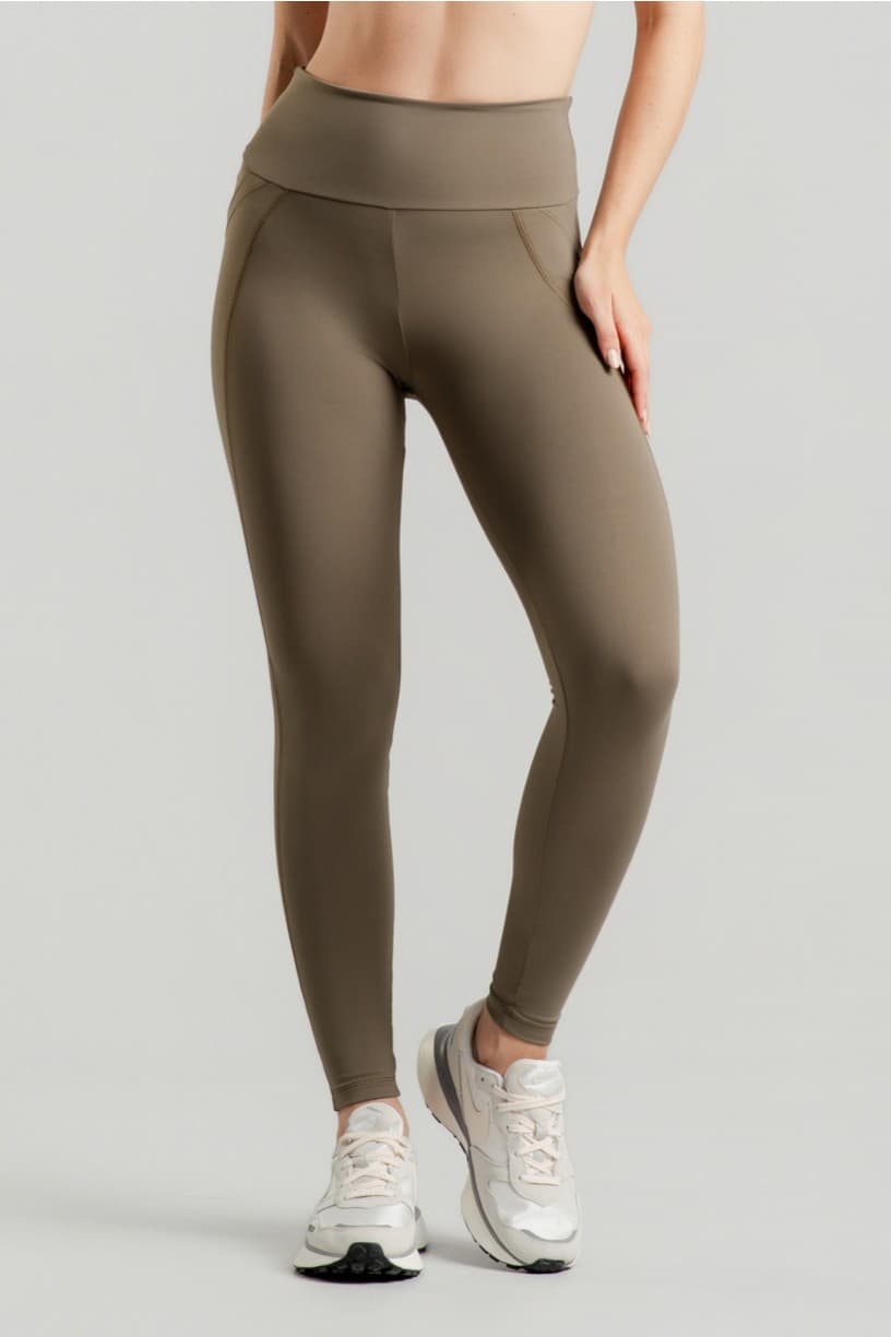 Calça Legging com Bolsos e Cobertura (Oliva) | Ref: K4601-E
