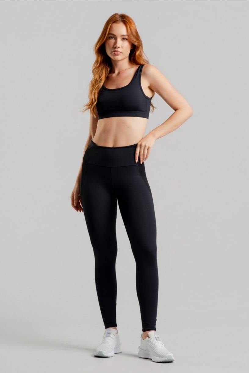 Calça Legging com Bolsos de Tule nas Laterais do Cós (Preto) | Ref: K4887-A