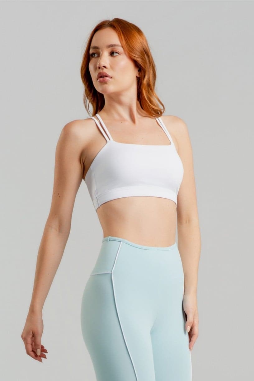 Top com Decote Reto e Alças Duplas Cruzadas (Branco) | Ref: K4889-A