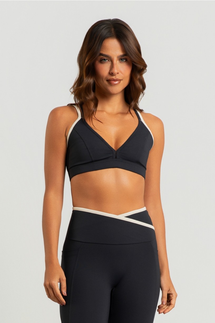 Top com Alças Duplas e Decote (Preto / Off-White) | Ref: K5012-A