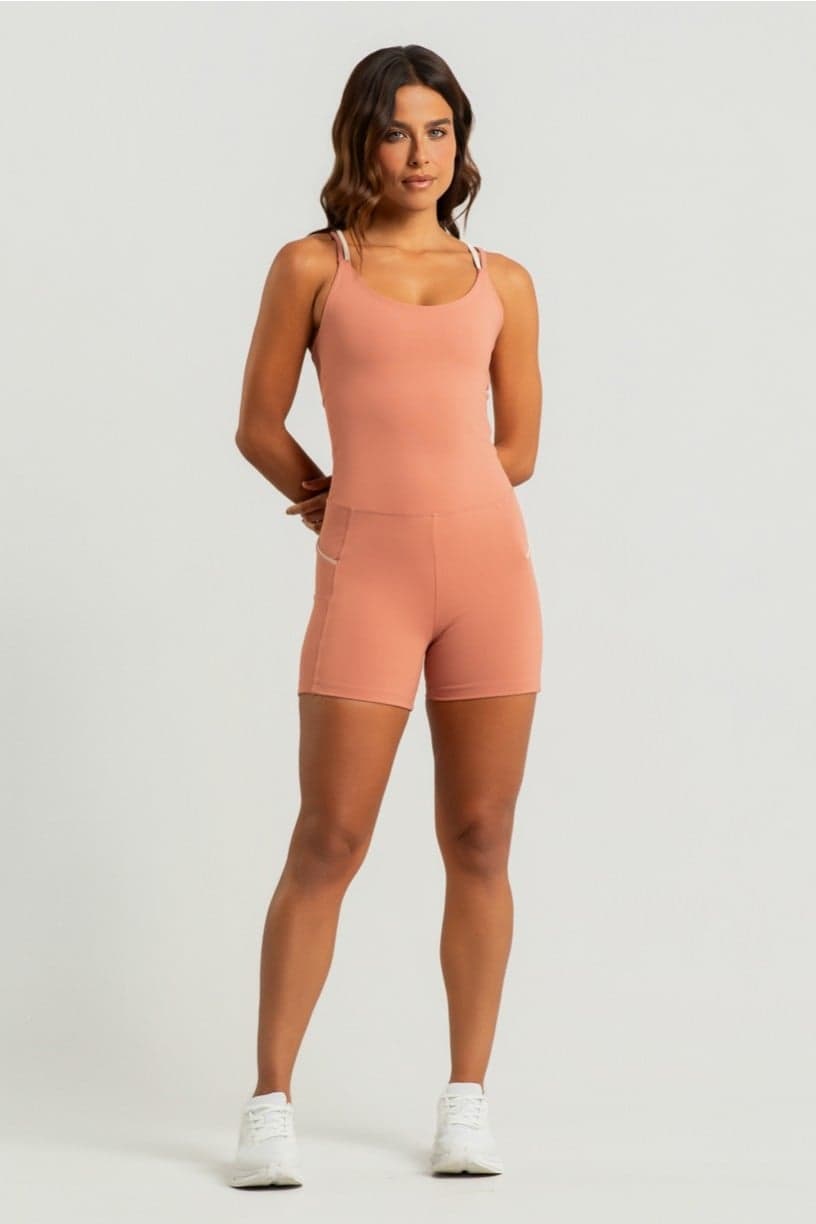 Macaquinho com Bolsose Detalhes Contrastantes (Telha / Off-White) | Ref: K5015-B