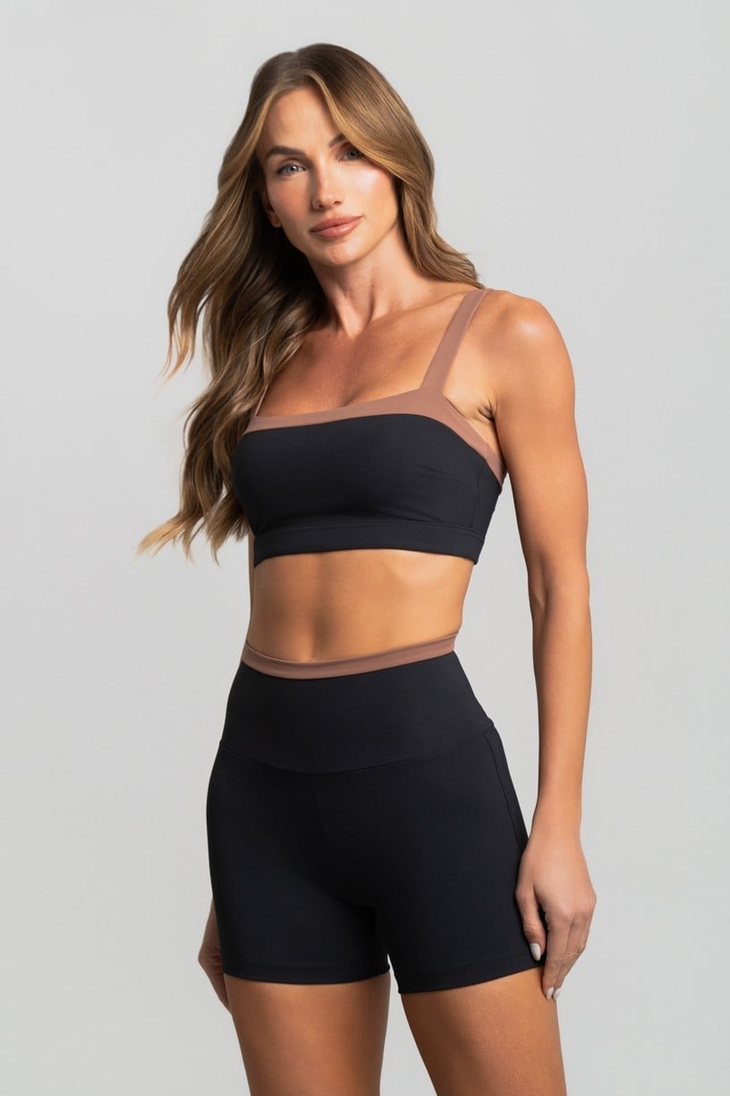 Short com Vira Contrastante e Chapado (Preto / Canela) | Ref: K5036-A