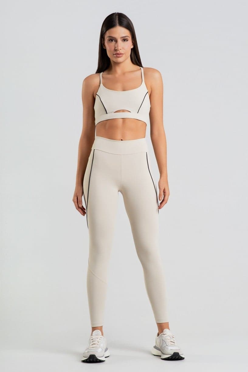 Calça Legging com Cós Estreito e Vivos Contrastantes (Off-White / Preto) | Ref: K5047-B