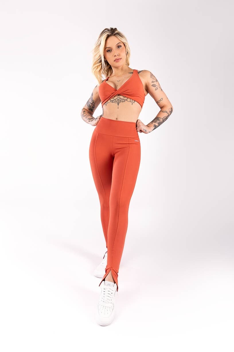 Calça Legging com Abertura na Barra (Cobre) | Ref: K4050-B