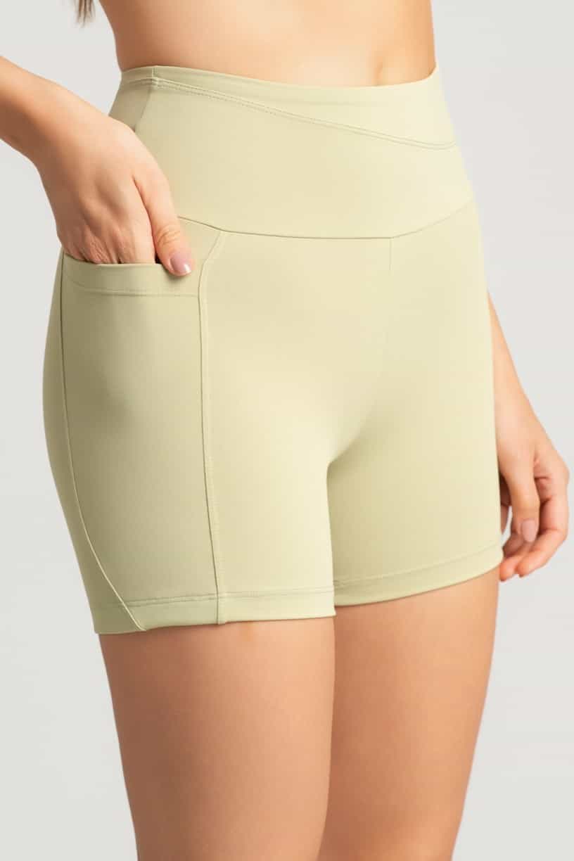 Short com Bolsos e Recorte no Cós (Lemon) | Ref: K5167-B