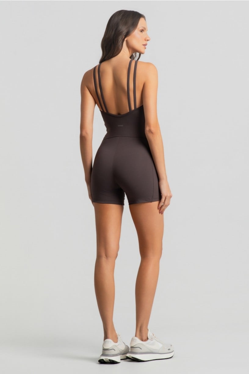 Macaquinho com Decote Alto e Alças Duplas (Trufa) | Ref: K4991-B