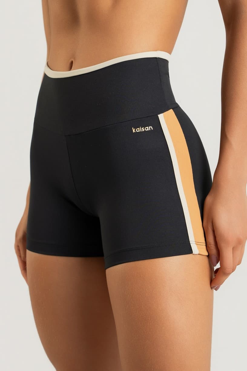 Short com Vira e Faixa Laterais (Preto / Bege / Caramelo) | Ref: K4224-A